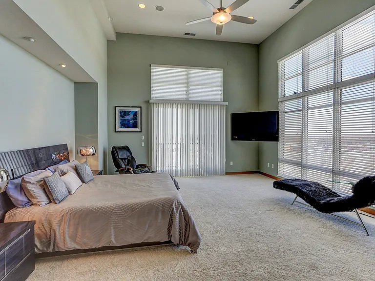 1070 Grandview Ct NE — Photo 8