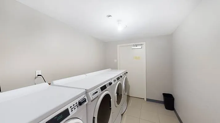 Sold by Sandra Greer Real Estate | media 11