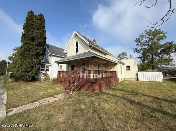 514 E Lytle St, Fostoria, OH 44830