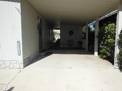 4th image of 6713 Lakewood Dr