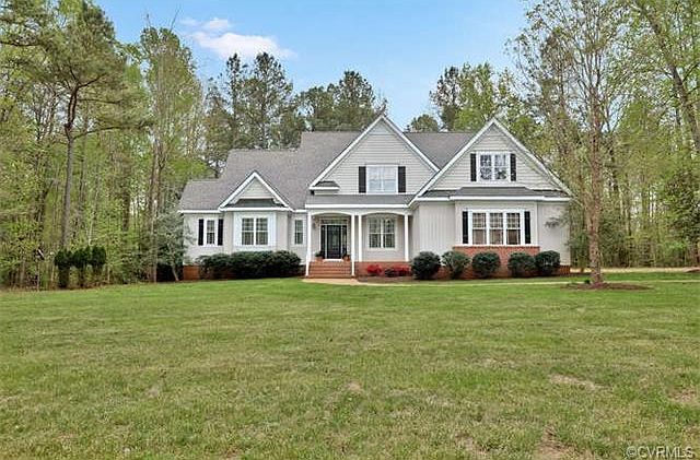 1st image of 13624 Blue Heron Cir