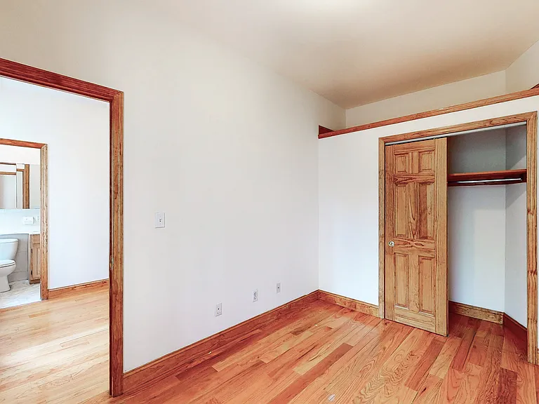 312 W 48th St #17 — Photo 6