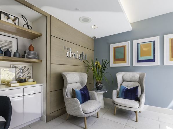 2121 Dwight Way Unit 305