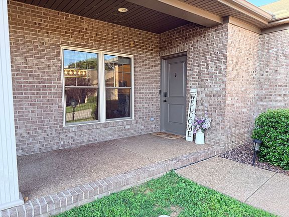2nd image of 8418 Nolia Ln