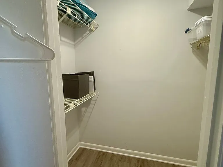 2105 Turtle Creek Dr #8 — Photo 23