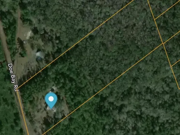 104 Doe Bay Ln #17, San Mateo, FL 32187