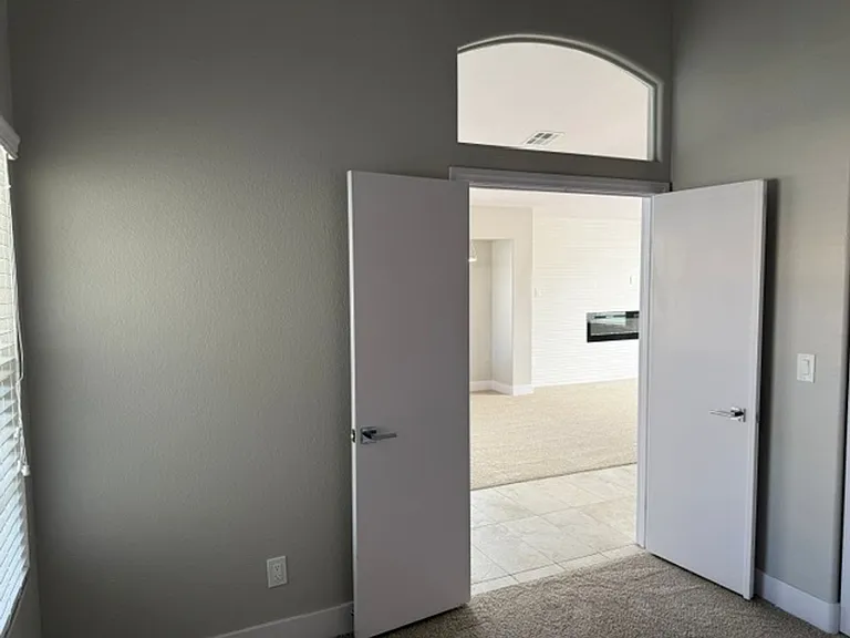 7873 Bridgefield Ln — Photo 41