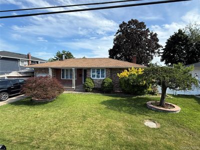 176 Floyd Street, Brentwood, NY, 11717