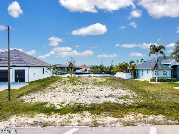 1702 Old Burnt Store Rd N, Cape Coral, FL 33993