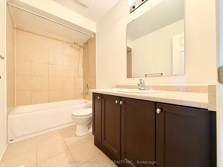 158 Harvest Hills Blvd — Photo 17