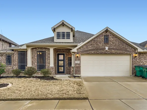 1621 Silver Ln, Aubrey, TX 76227