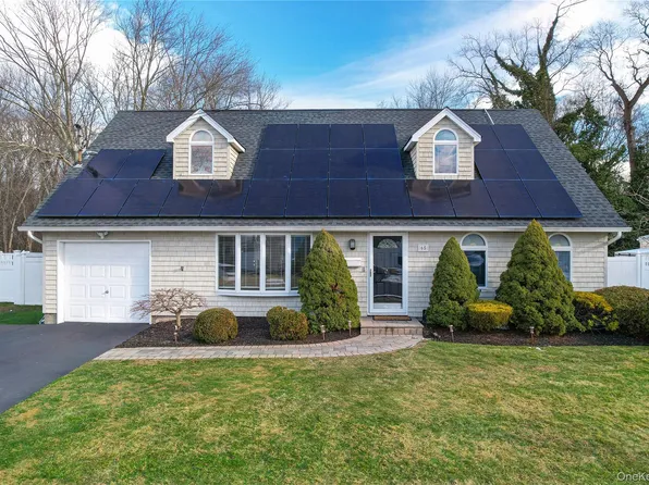 65 Birchbrook Drive, Smithtown, NY 11787