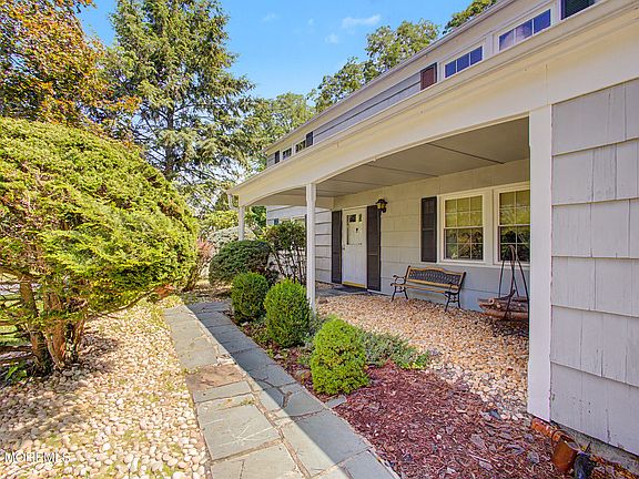 2nd image of 14 Mcintosh Lane