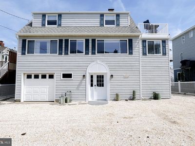 121 E Sand Dune Ln, Brant Beach, NJ, 08008