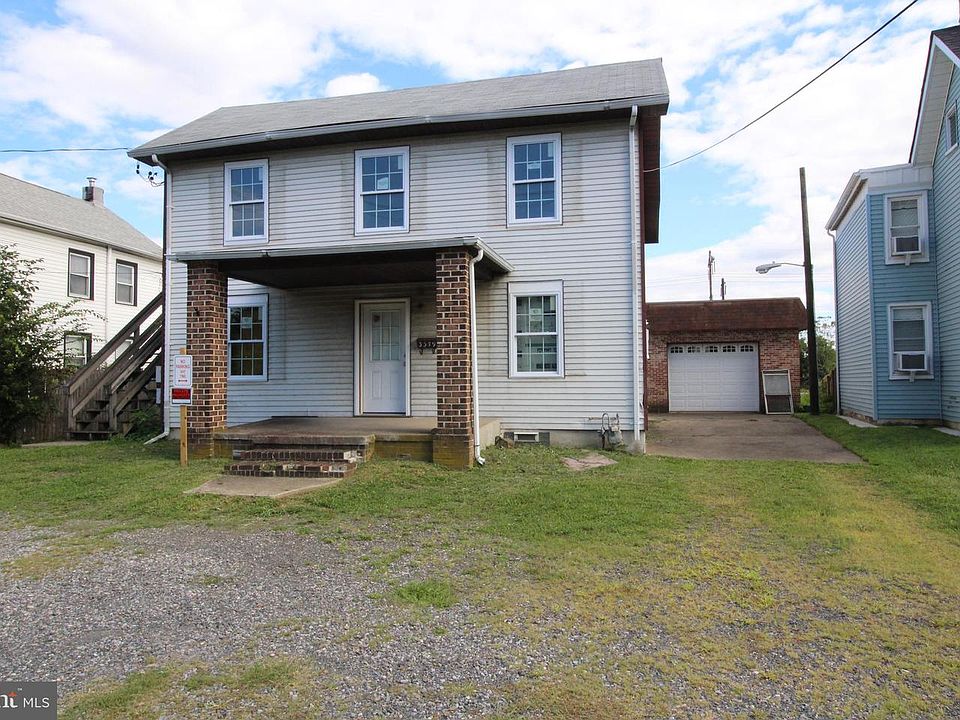 2nd image of 3379 Bristol Pike