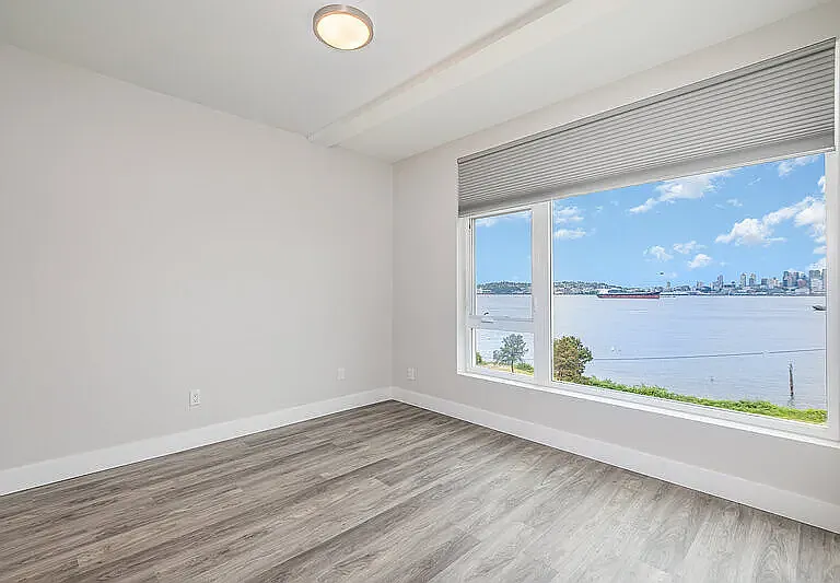 17XX Harbor Ave SW #400 — Photo 14