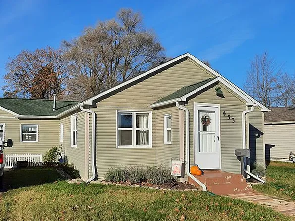 453 N 1st St, West Branch, MI 48661