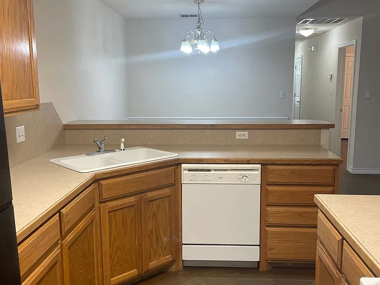 2449 Patriot Commons Rd — Photo 12