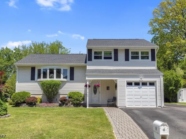 9 Harwich Rd, Mount Olive Twp., NJ 07836