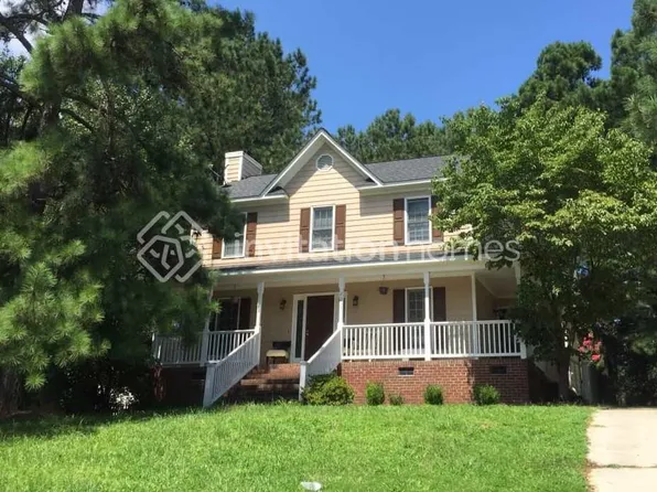 4217 Mangrove Dr, Raleigh, NC 27616