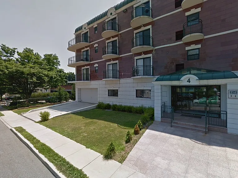 4 Chelsea Pl — Photo 41