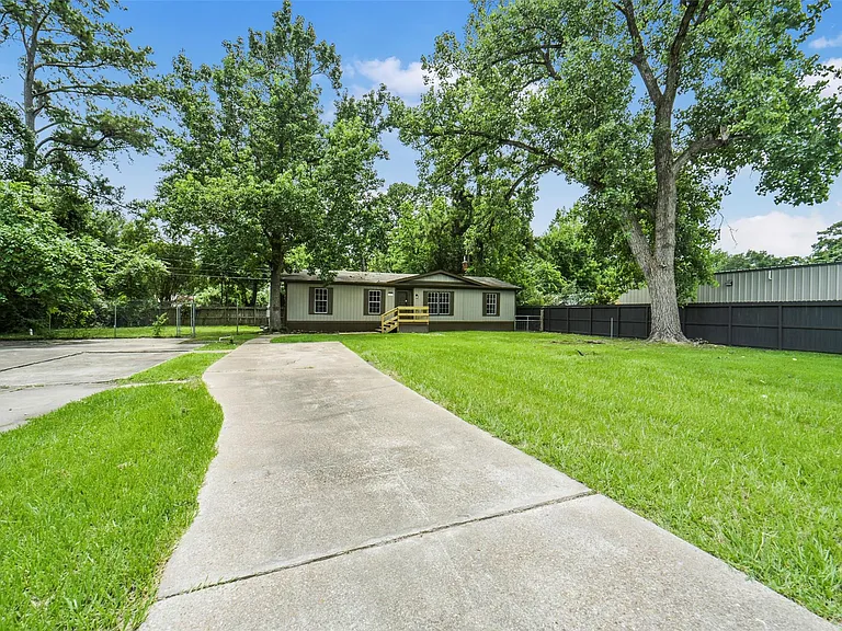 11023 Forrest Valley Dr — Photo 35