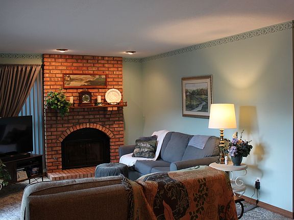 2nd image of 201 William Latham Dr #201