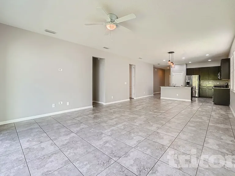 937 Hilltop Park Ct — Photo 5
