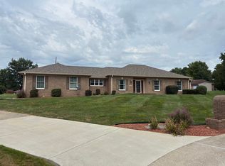 3468 E Stoneybrook Ct, Vincennes, IN 47591