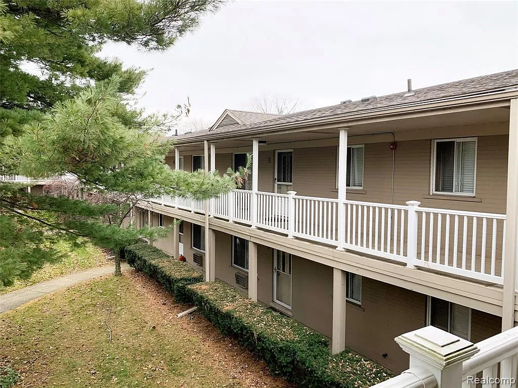 475 S Adams Rd APT 13-1 photo 1