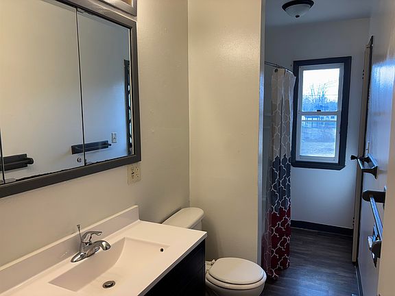 4th image of 1821 Myra Ave