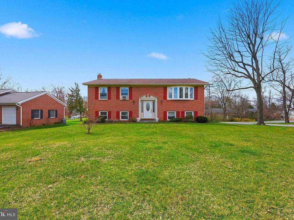 1st image of 530 Tuscawilla Dr