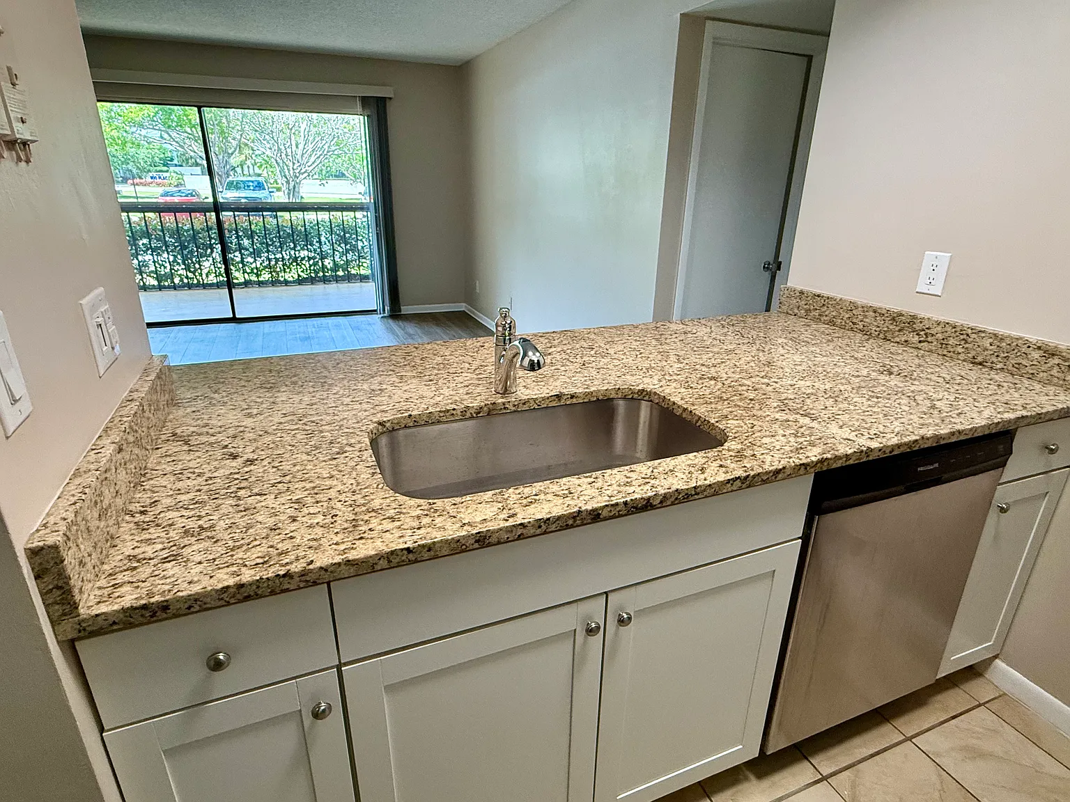 838 NW Fork Rd — Photo 3