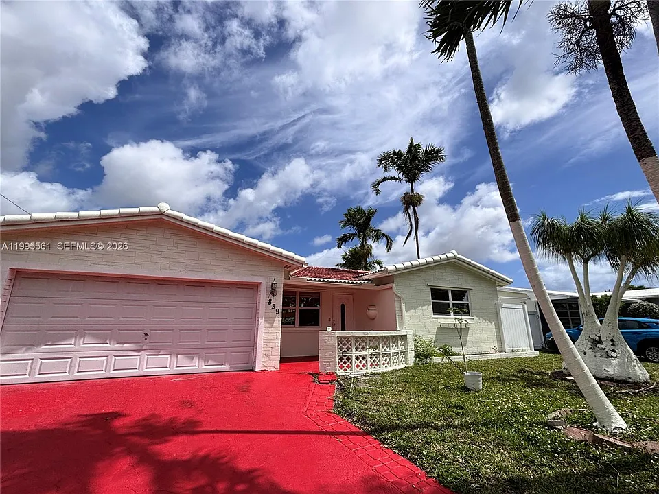 839 S Highland Dr
