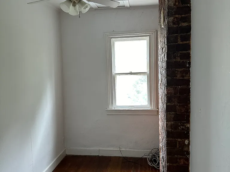 105 S Pine St — Photo 39