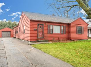 546 SW Southlawn Dr, Ankeny, IA 50023