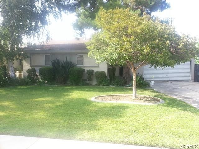 1st image of 942 E F St