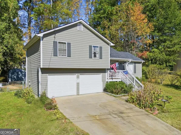 136 Westwood Dr, Dallas, GA 30132