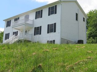 23 Anns Orchard Rd, Marlborough, NY 12547