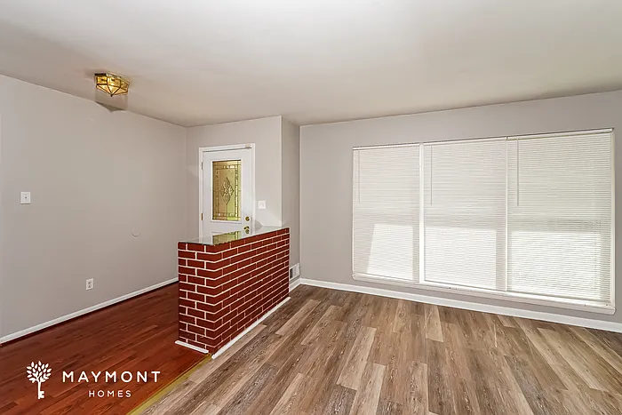 3 bed, 2.0 bath, 1899 sqft, $1,845 — Photo 3
