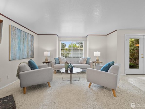 8653 Avondale Road NE #101, Redmond, WA 98052