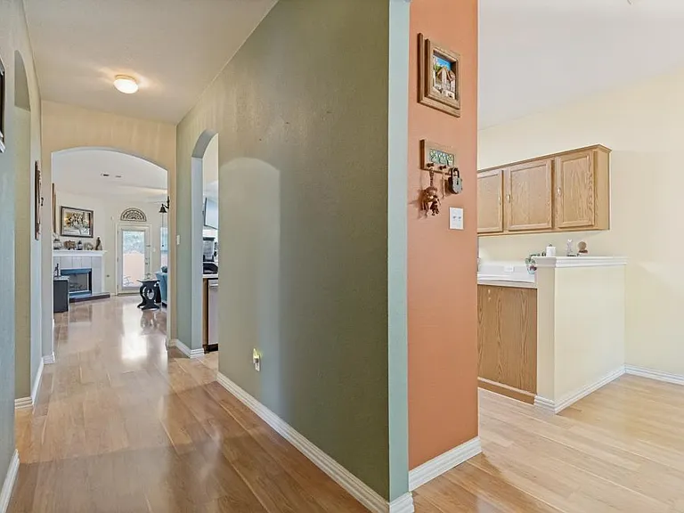 903 Ranchero Rd — Photo 2