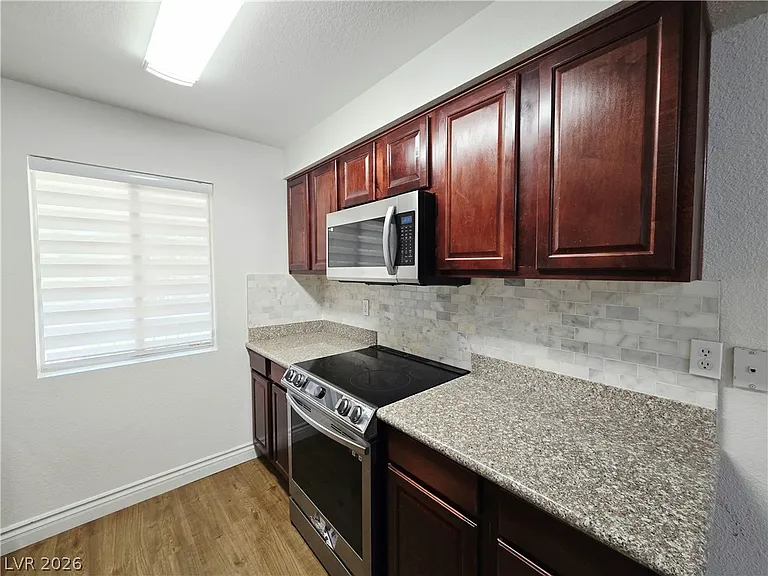 5081 River Glen Dr #104 — Photo 12