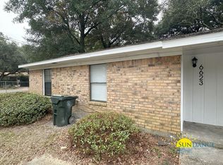 6623 Plymouth St, Milton, FL 32570