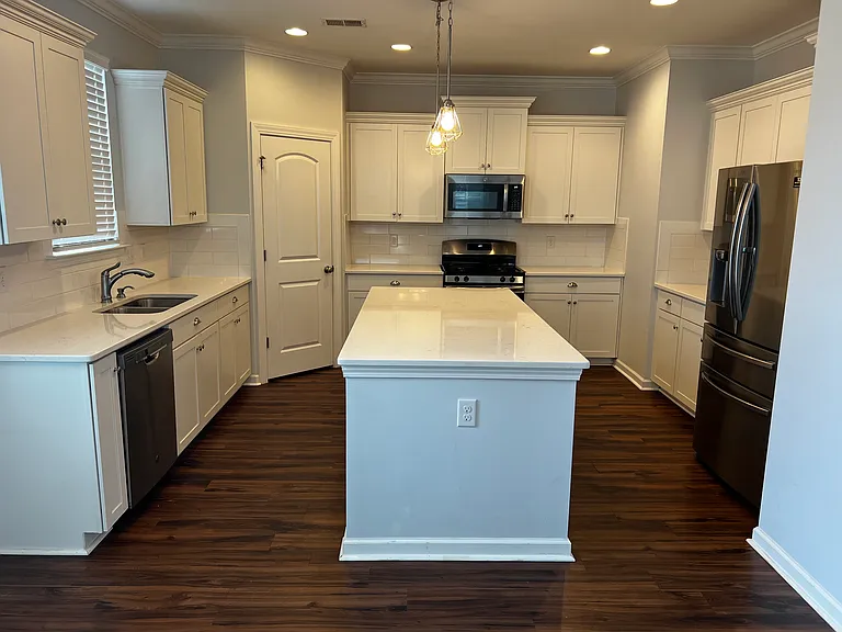 741 Boss Way — Photo 4