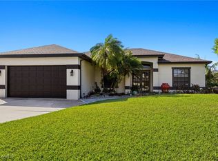 6748 Dabney St, Fort Myers, FL 33966