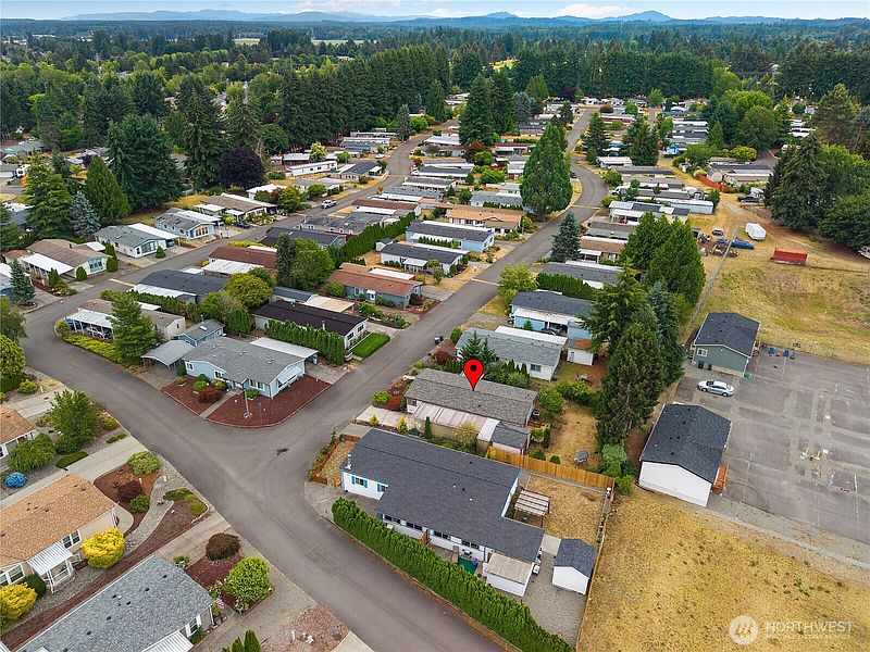 2nd image of 5211 Chelan Lane SE