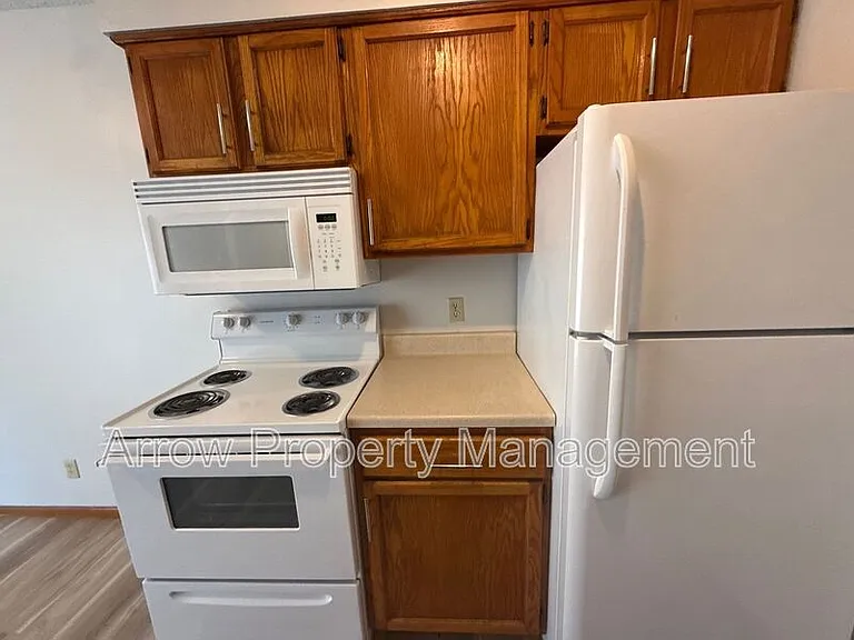 1248 S Jackson St — Photo 10