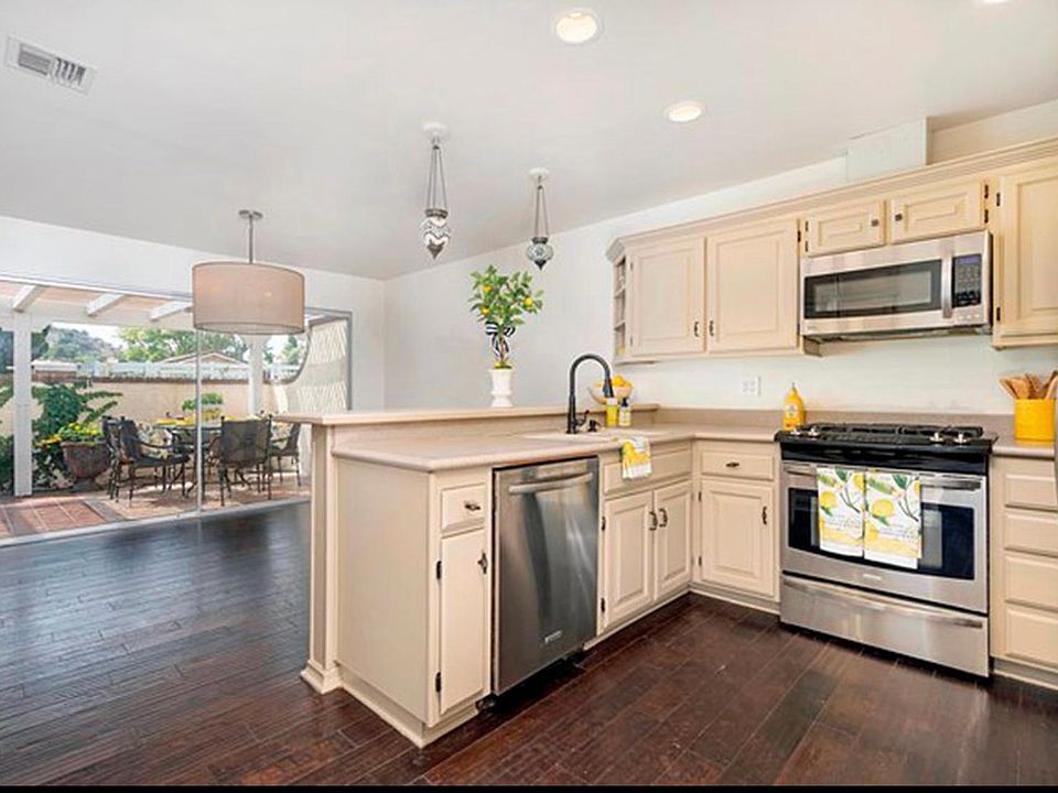 1st image of 2246 Portola Ln