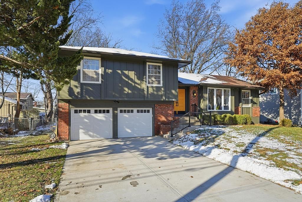 9948 Rosehill Rd, Lenexa, KS 66215 | Zillow